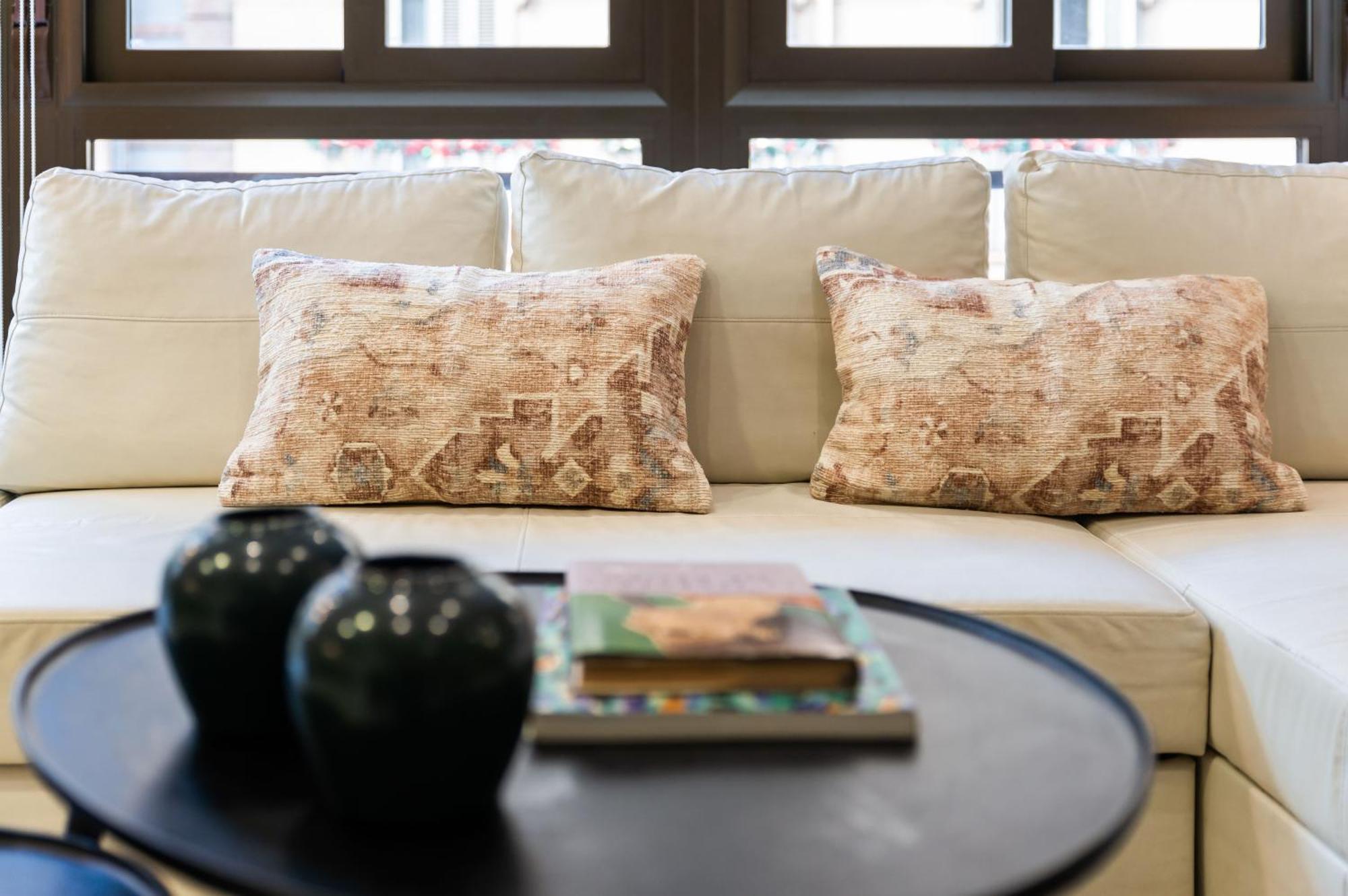 Luxury Apartment Alcazaba By Nagoa Homes Малага Экстерьер фото