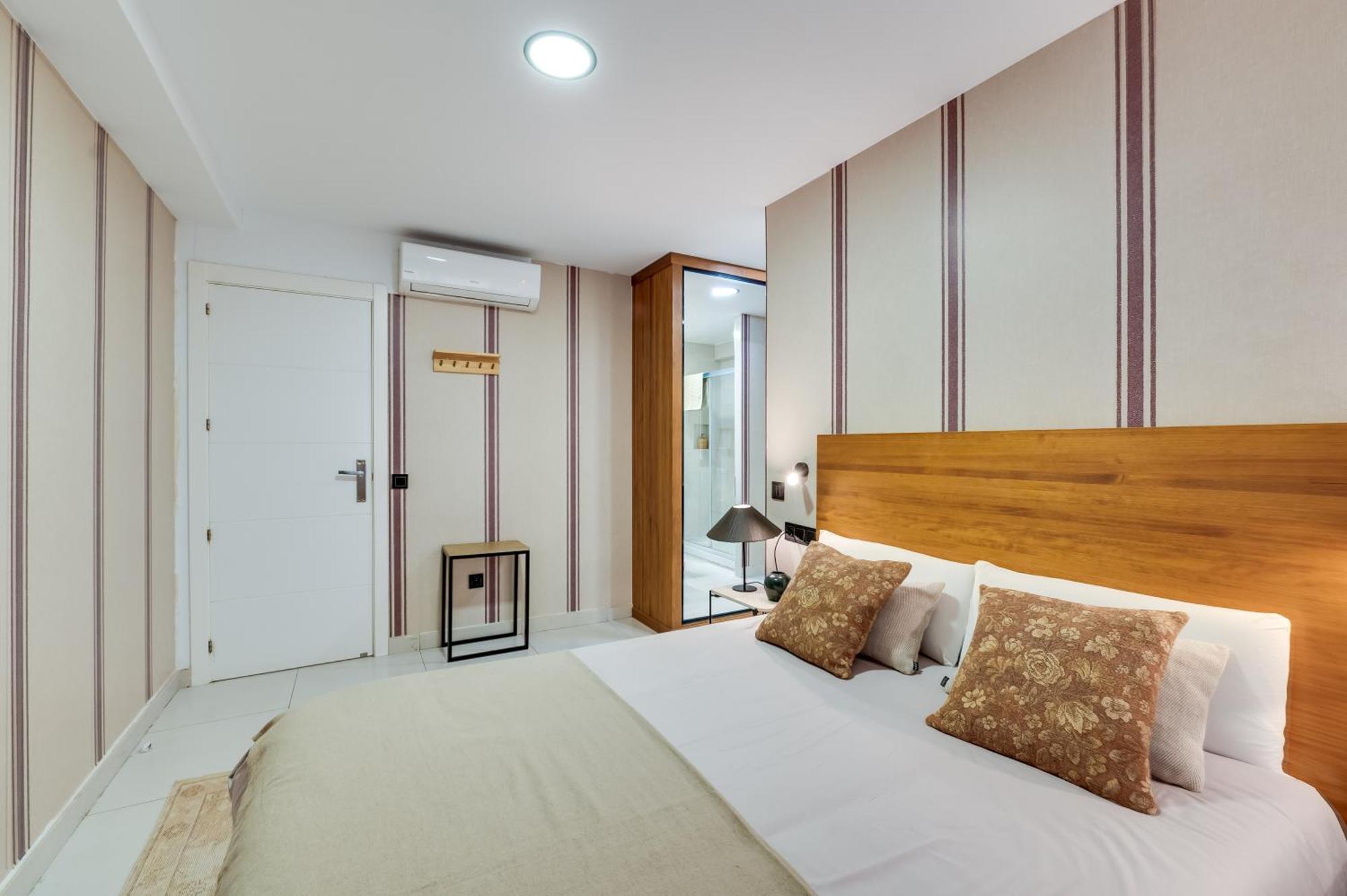 Luxury Apartment Alcazaba By Nagoa Homes Малага Экстерьер фото